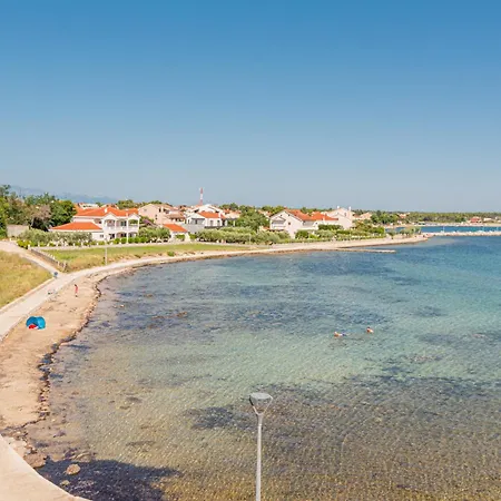 فيلة Seafront Serena With Pool And Seaview